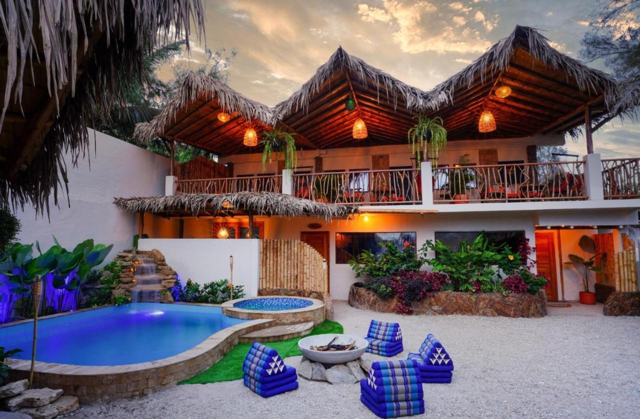 Hotel Tres Palmas Montañita Exterior foto