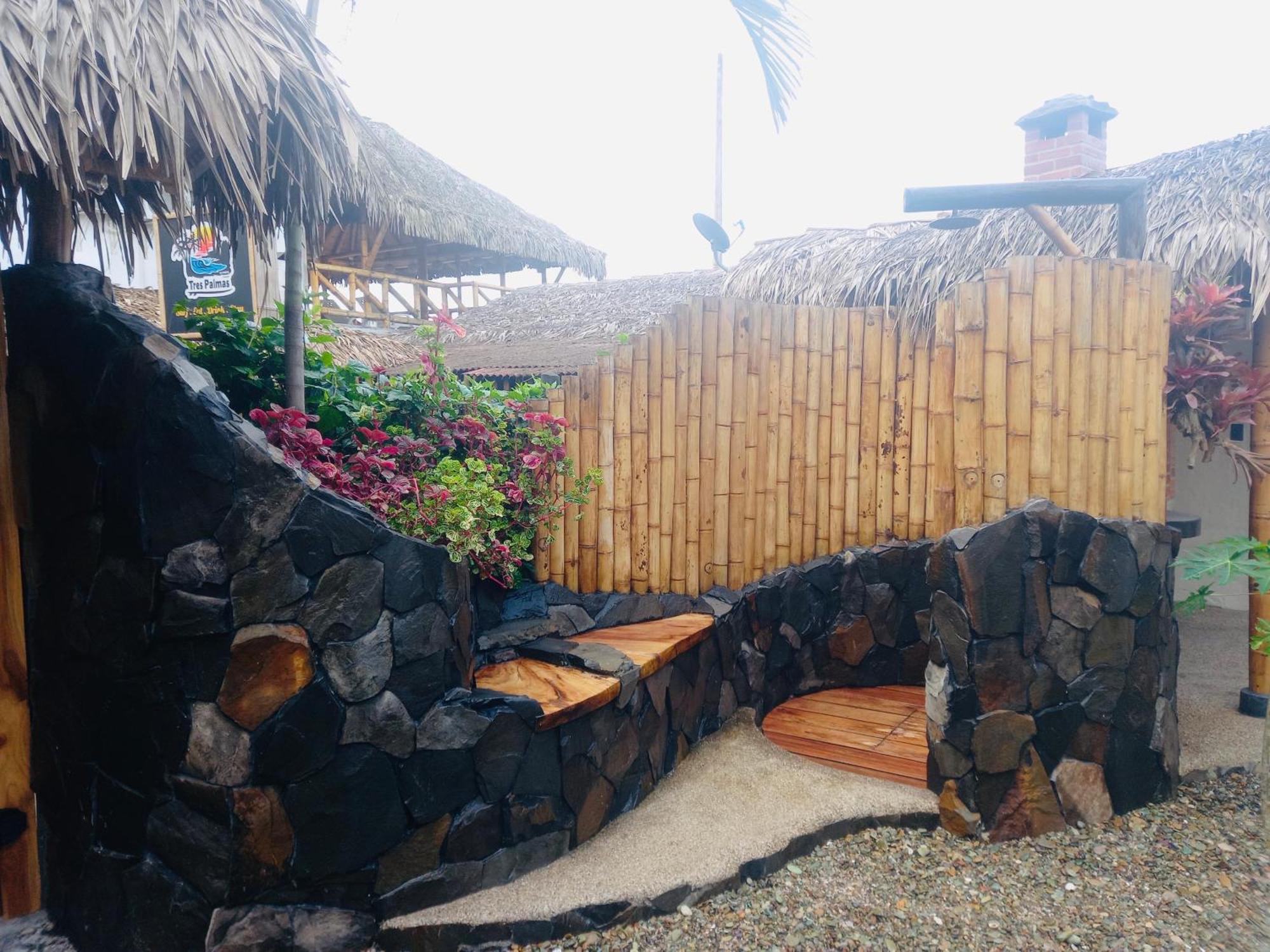 Hotel Tres Palmas Montañita Zimmer foto